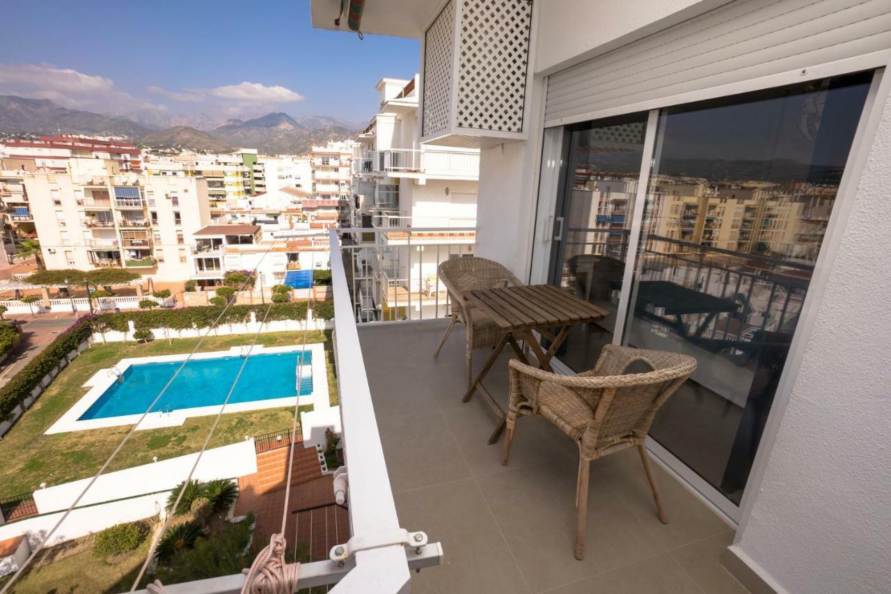 Edf. Delfín 6º7 * Nerja